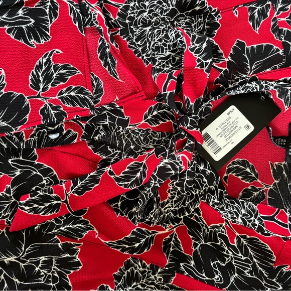 Floral Print Blouse - Picture 3 of 3